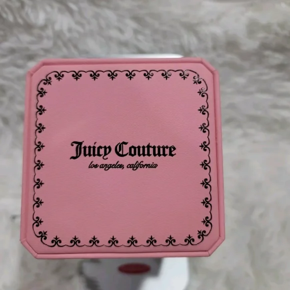 Juicy Couture Gold Tone Hanging Charm Watch . Hot Pink Heart Shaped Beze… - Picture 4 of 4